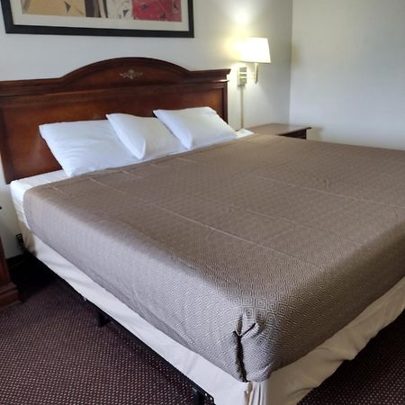 Hoosier Inn- พอร์ตแลนด์ ภายนอก รูปภาพ