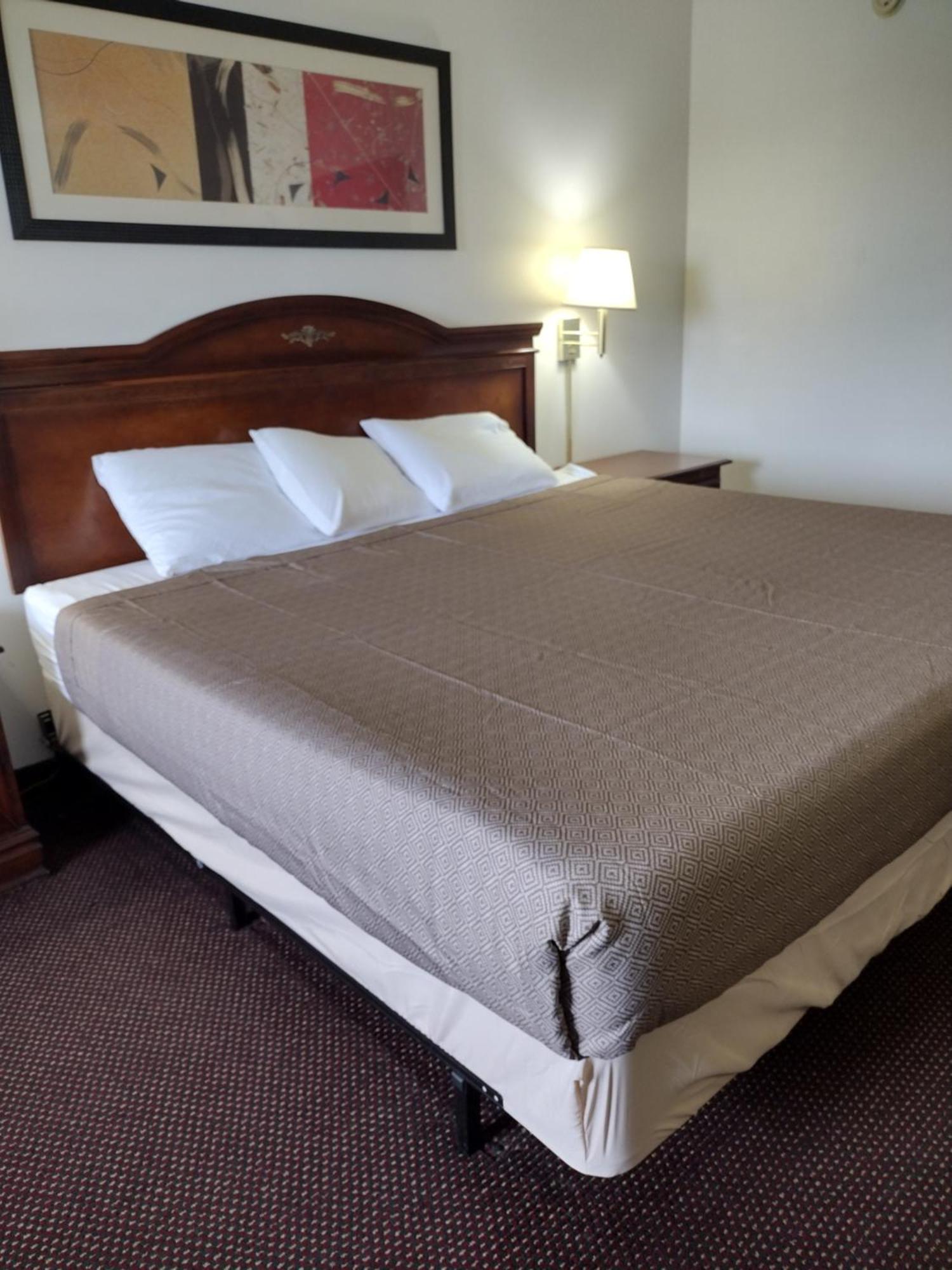 Hoosier Inn- พอร์ตแลนด์ ภายนอก รูปภาพ
